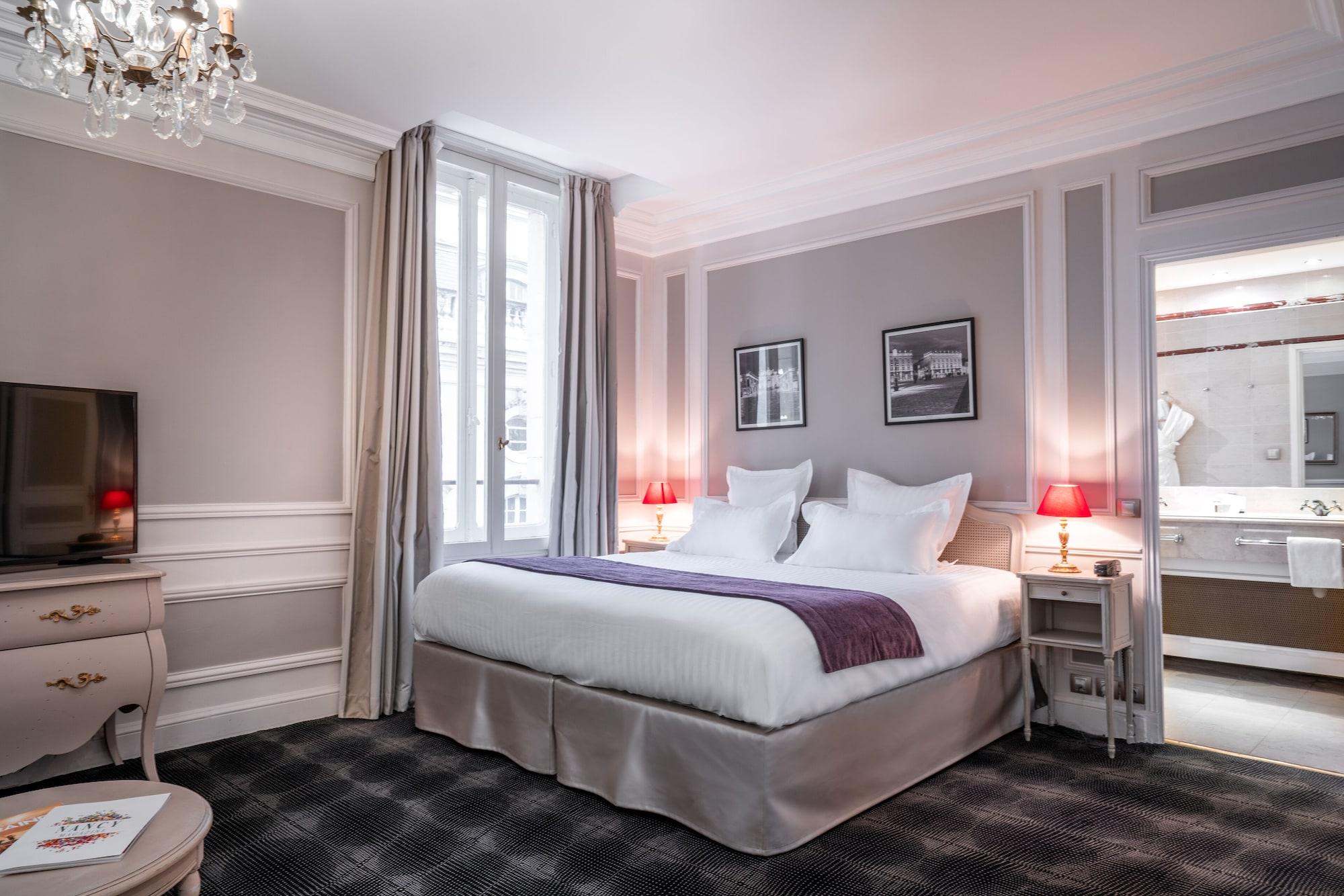 Grand Hotel De La Reine - Place Stanislas 낭시 외부 사진
