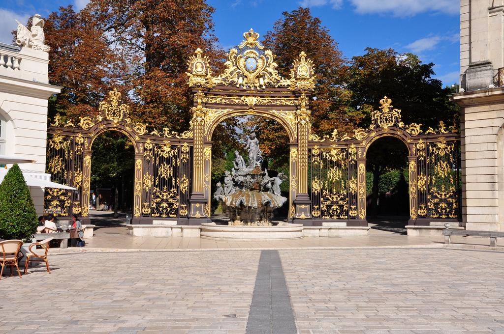 Grand Hotel De La Reine - Place Stanislas 낭시 외부 사진